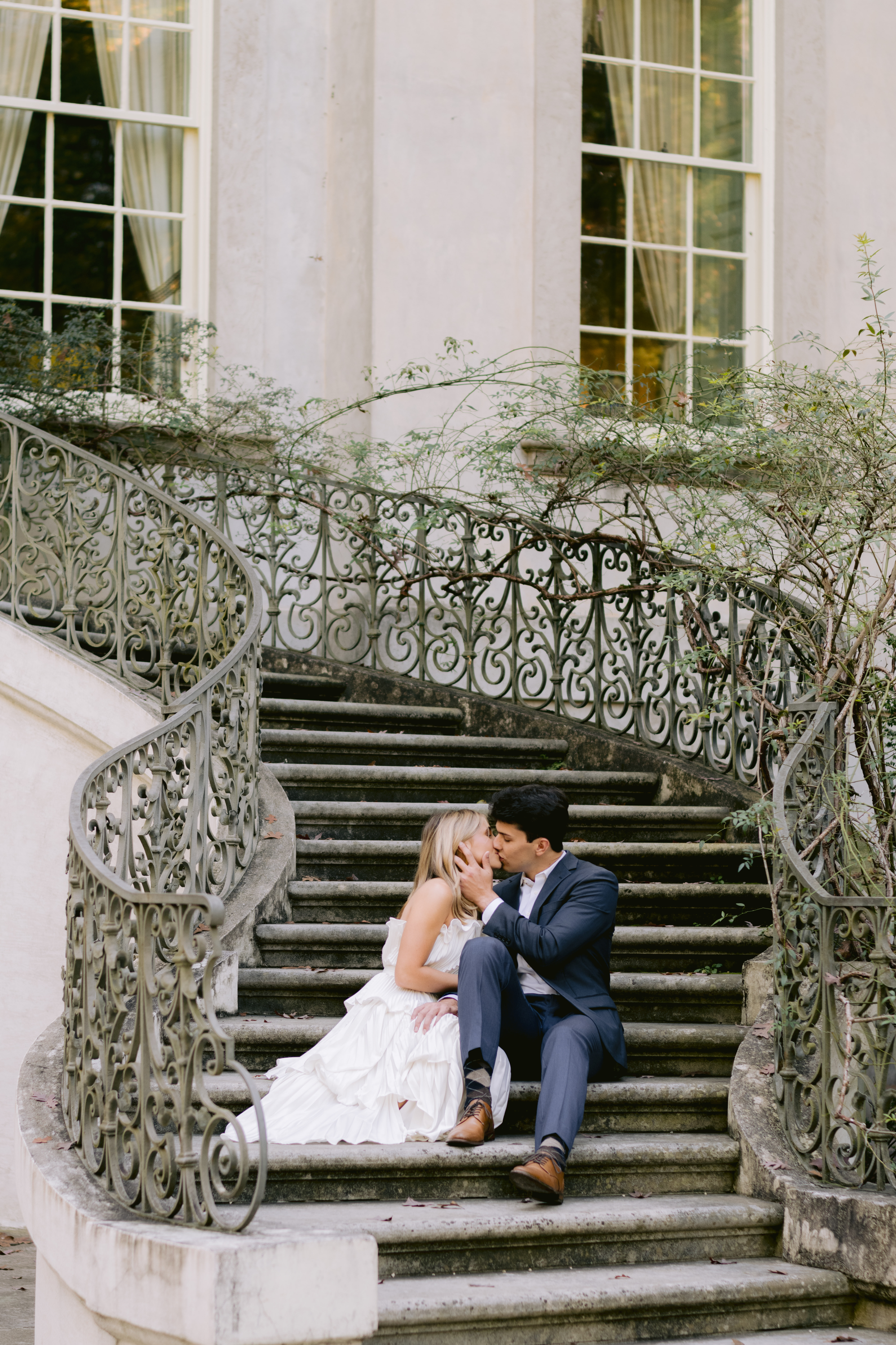 Swan House Engagement Photos