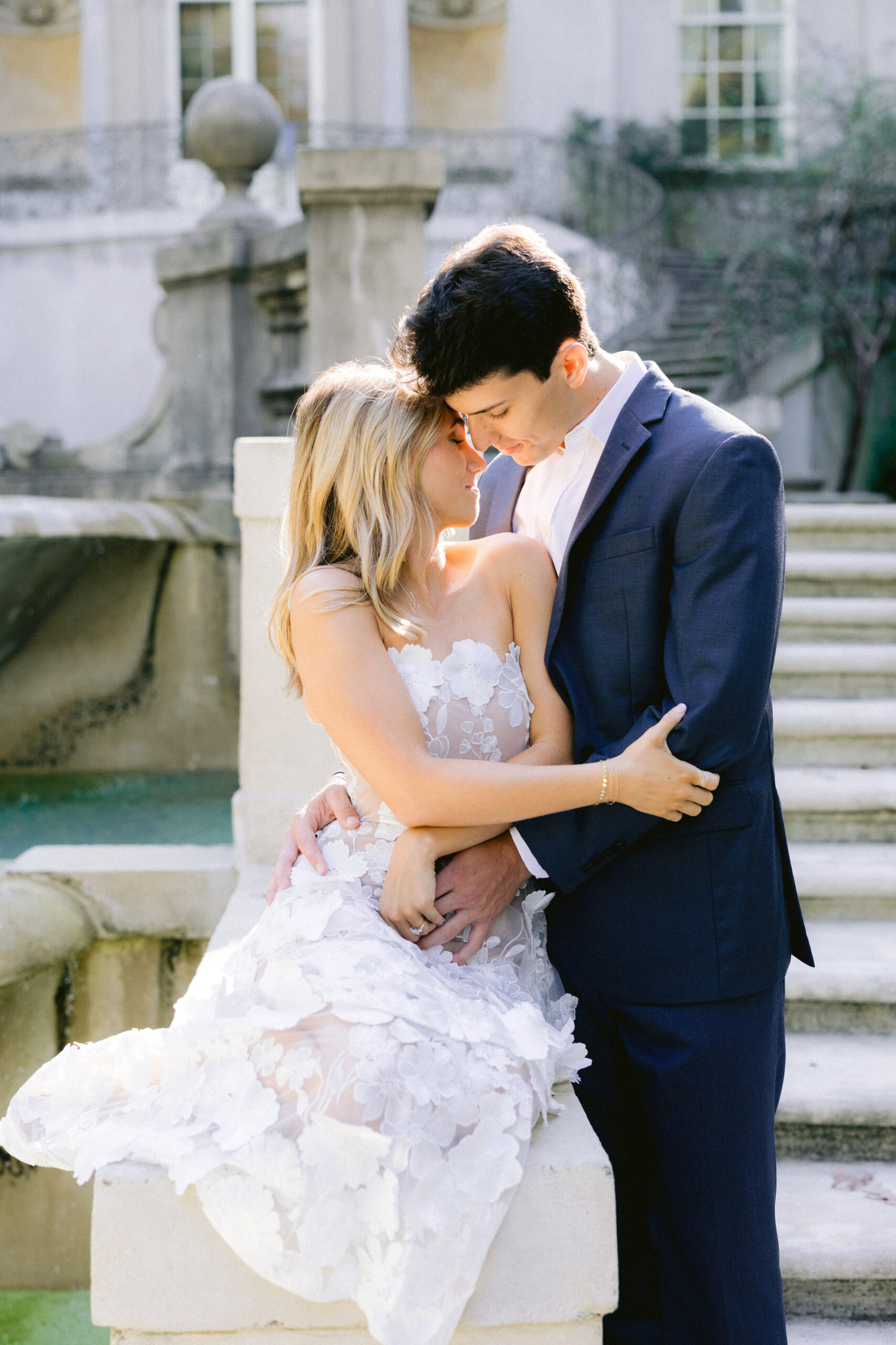 Swan House Engagement Photos