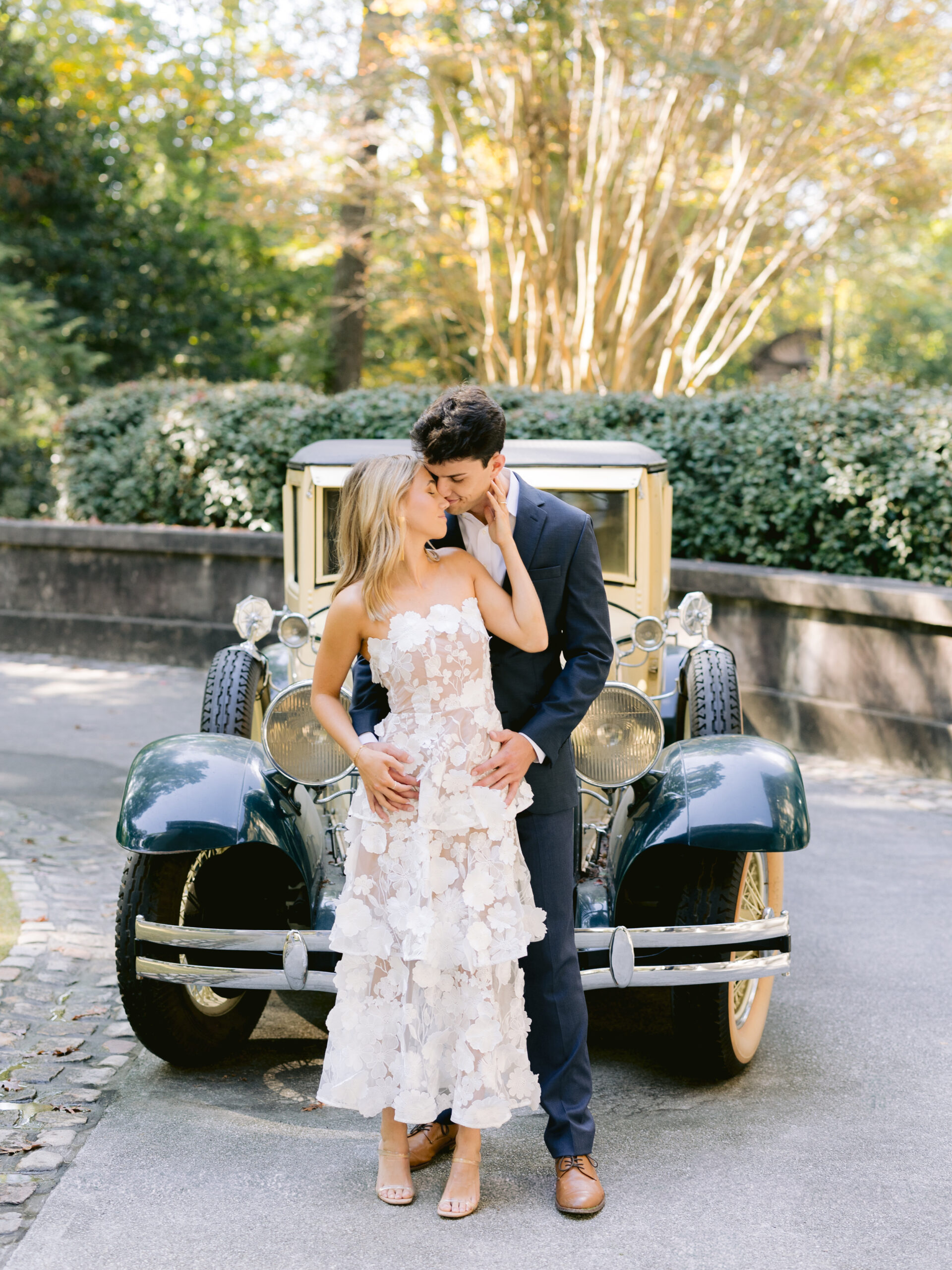 Swan House Engagement Photos