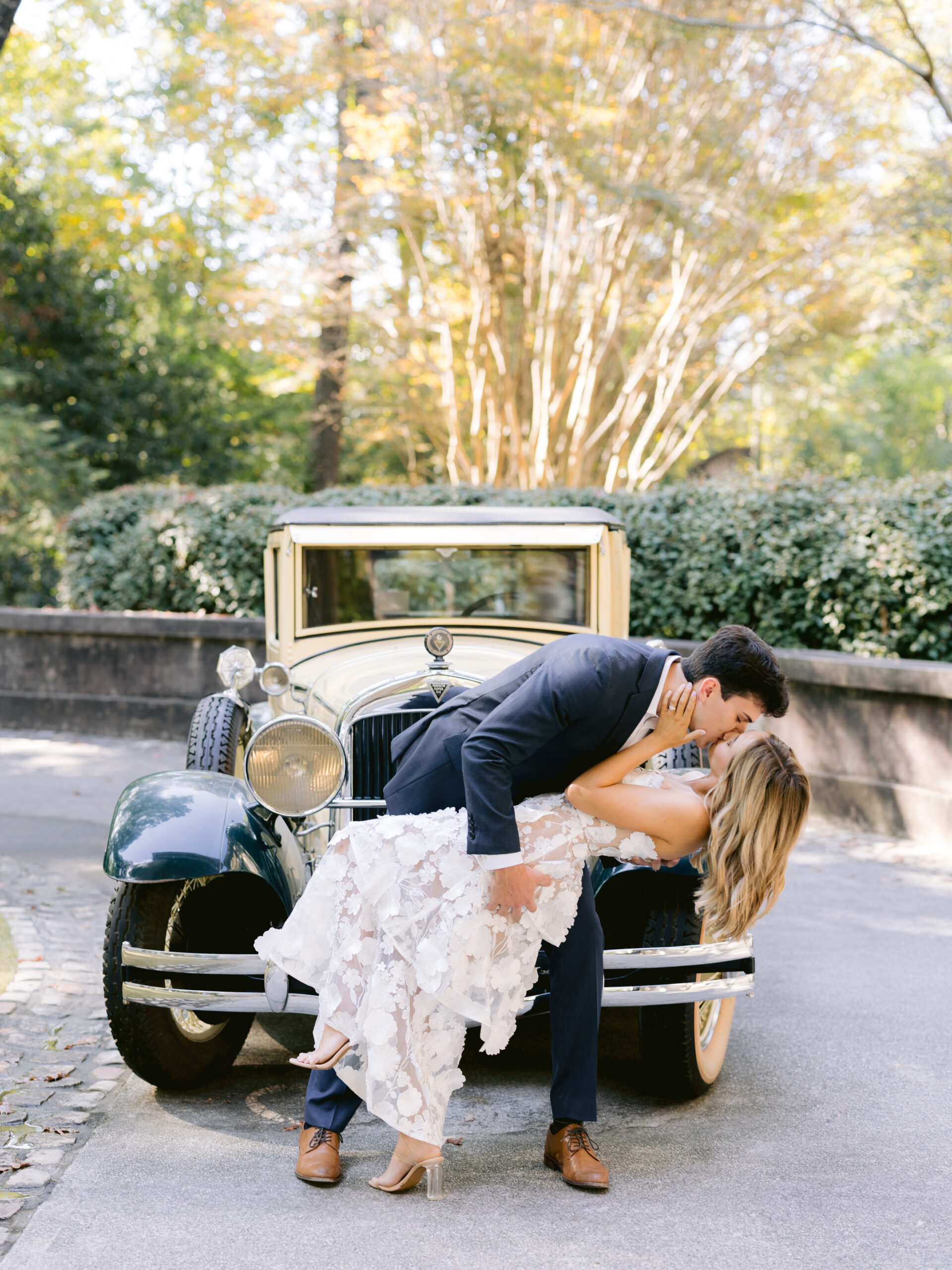 Swan House Engagement Photos