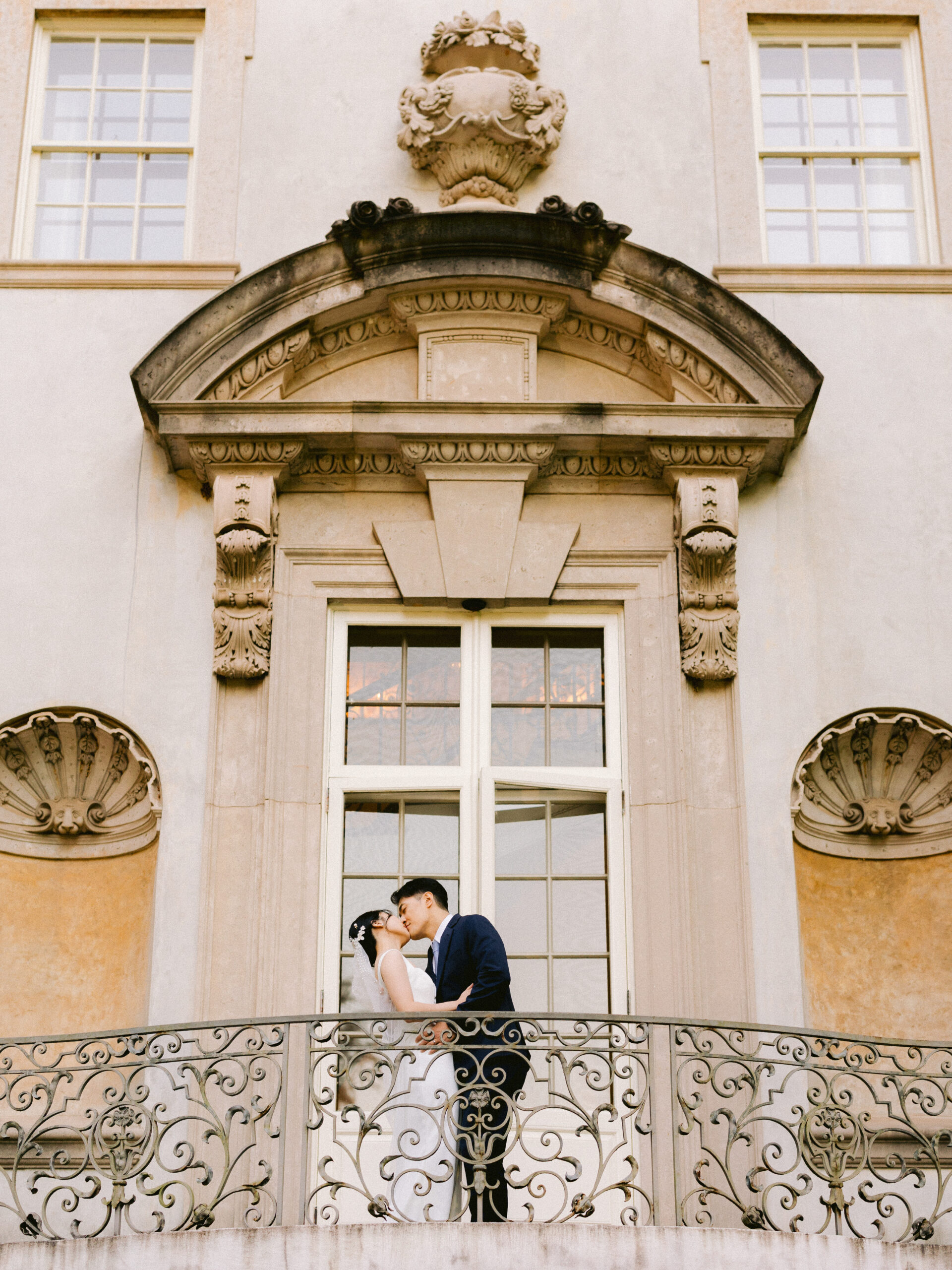 Swan House Engagement Portraits for Sally and Harrison